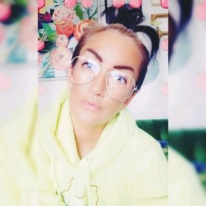 Meet your Posher, Mandi